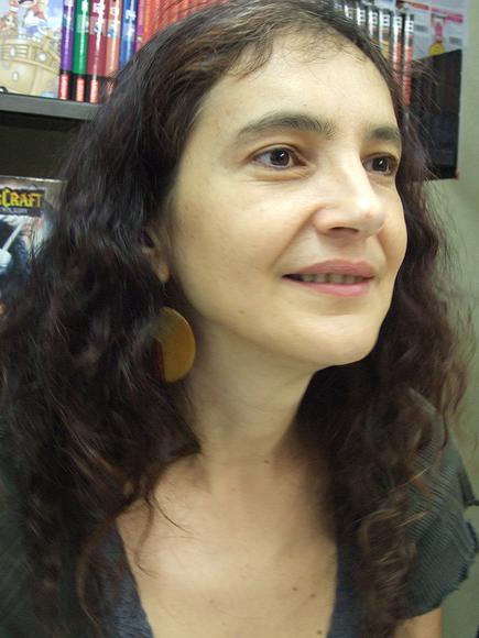 &copy; Copyright Fabienne Rose